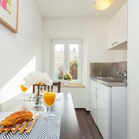 City Wall'S Studio Apartment Дубровник Екстериор снимка
