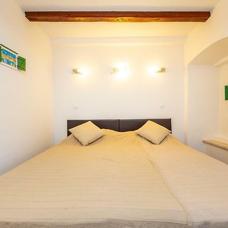 City Wall'S Studio Apartment Дубровник Екстериор снимка