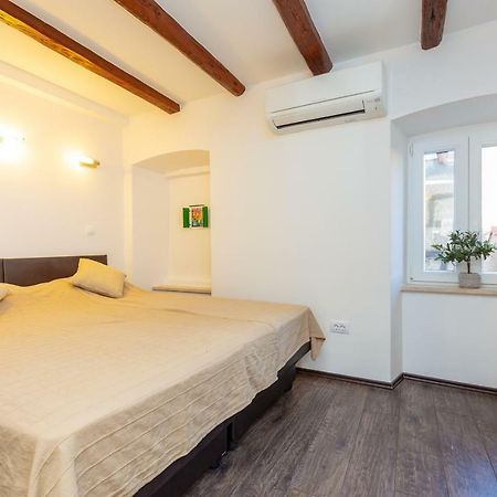 City Wall'S Studio Apartment Дубровник Екстериор снимка