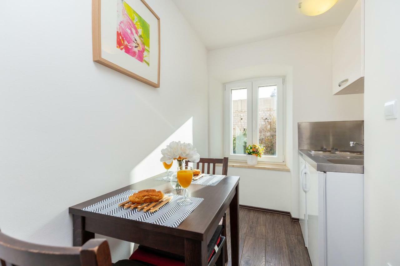 City Wall'S Studio Apartment Дубровник Екстериор снимка